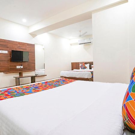 Fabhotel Hill Park I Vadodara Exterior foto