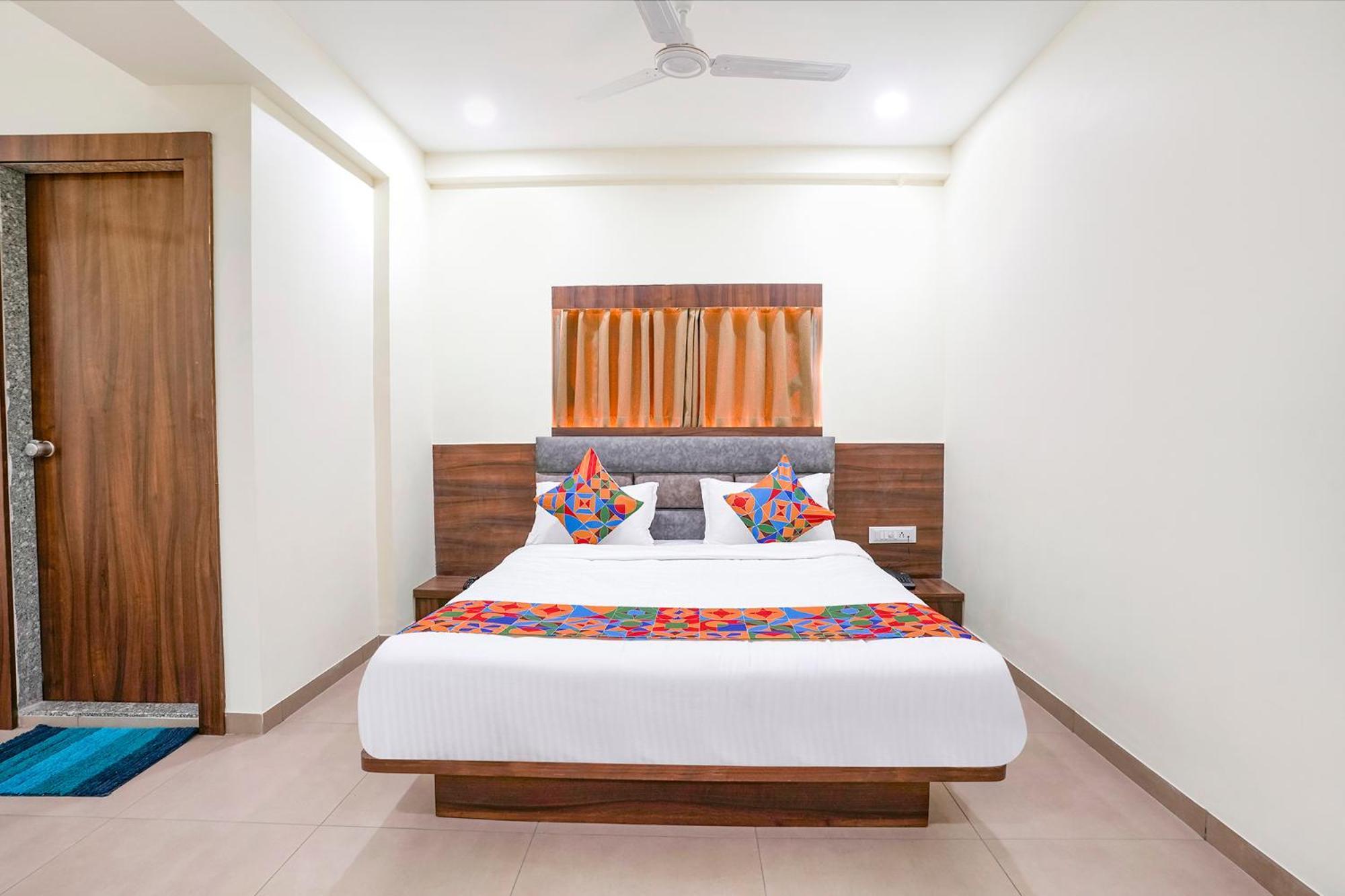 Fabhotel Hill Park I Vadodara Exterior foto
