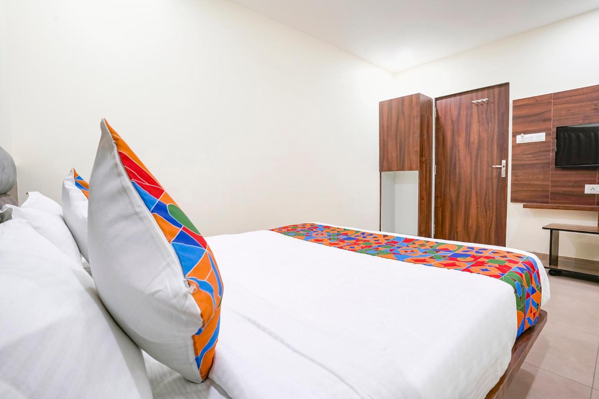 Fabhotel Hill Park I Vadodara Exterior foto