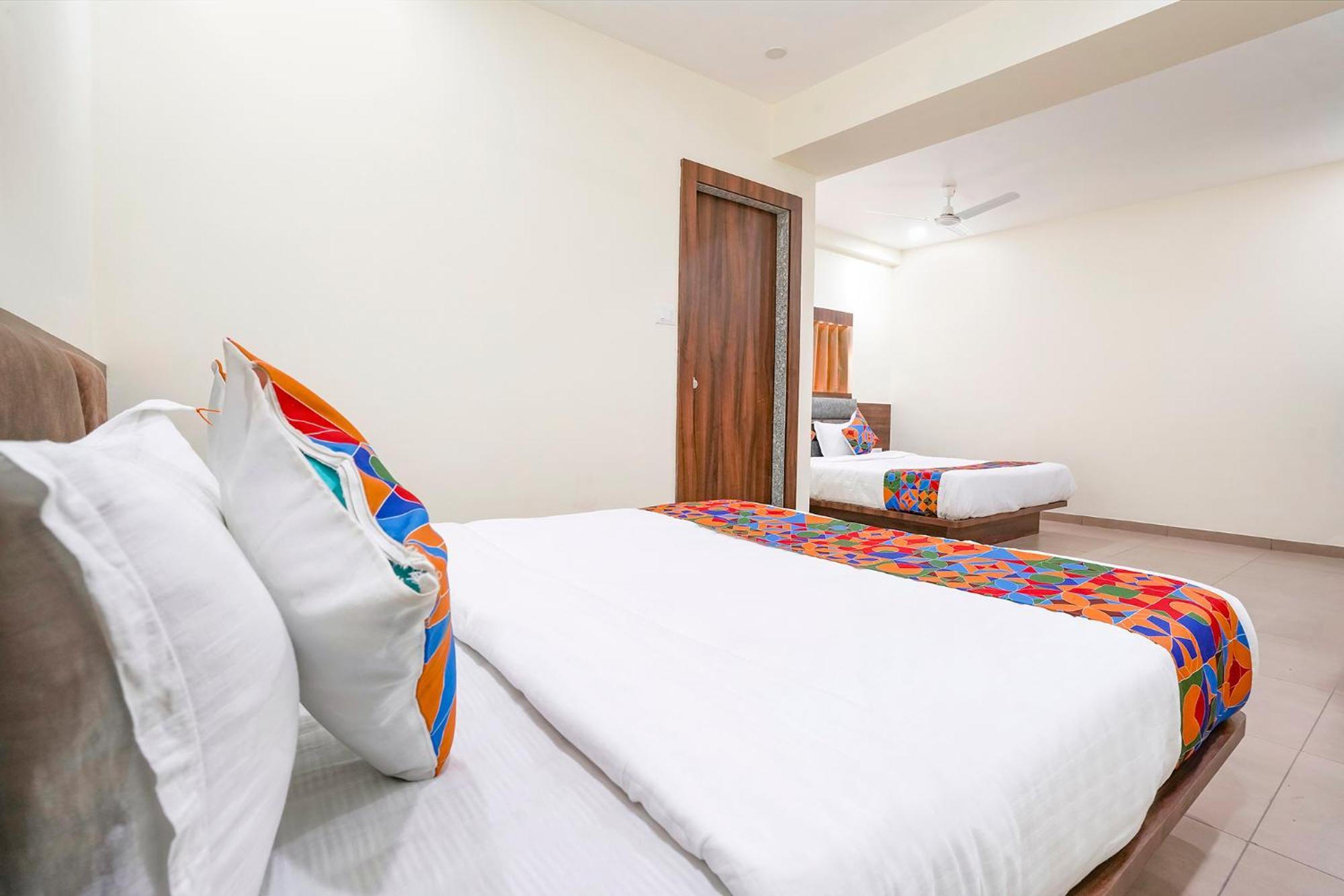 Fabhotel Hill Park I Vadodara Exterior foto
